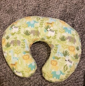 Boppy for Babies/Mom👶